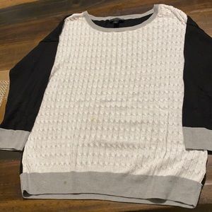 Women’s sweater black and grey